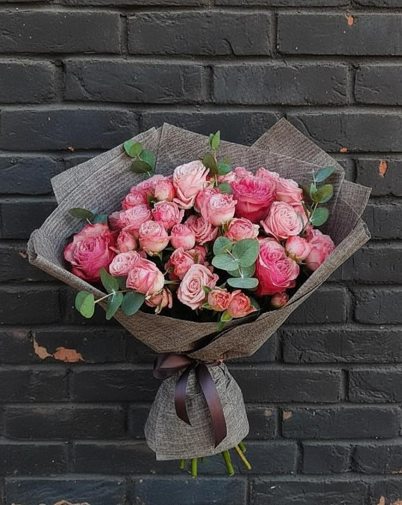 Букет цветов из: Розы в Прогресс