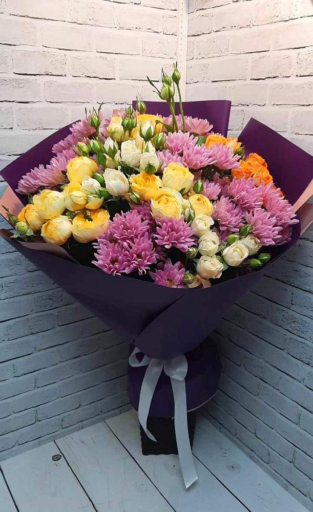 Букет цветов из: Хризантемы и Розы в Прогресс