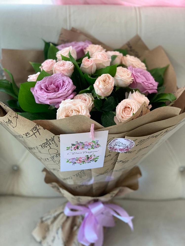 Букет цветов из: Розы в Прогресс