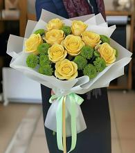 Букет цветов из:  Хризантемы и Розы в Прогресс