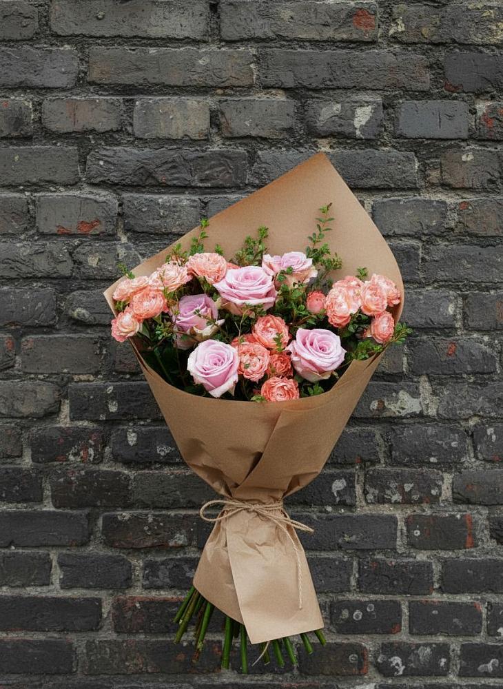 Букет цветов из: Розы в Прогресс