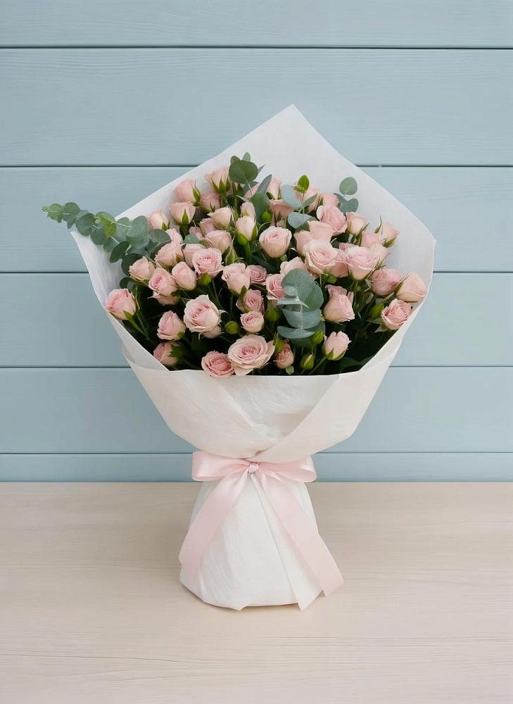 Букет цветов из: Розы в Прогресс