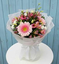 Букет цветов из:  Герберы, Альстромерии и Лизиантусы #REPLACE_PRED# Прогресс