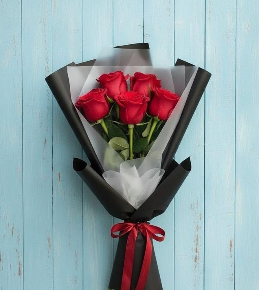 Букет цветов из: Розы в Прогресс