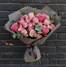 Букет цветов из:  Розы в Прогресс